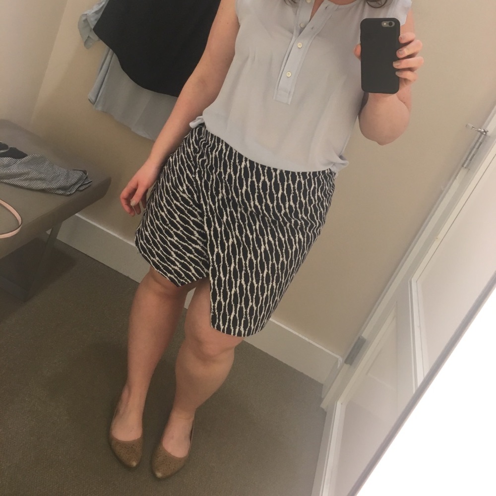 LOFT Asymmetrical Black & White Patterned Skirt Size L